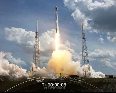美太空军联手SpaceX发射GPS导航卫星 创下多个首次