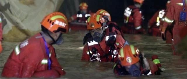 8点见广东珠海隧道透水事故又发现10名遇难者