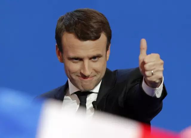 法国选出最年轻总统他也曾说过：不管黑猫白猫，能抓老鼠的就是好猫